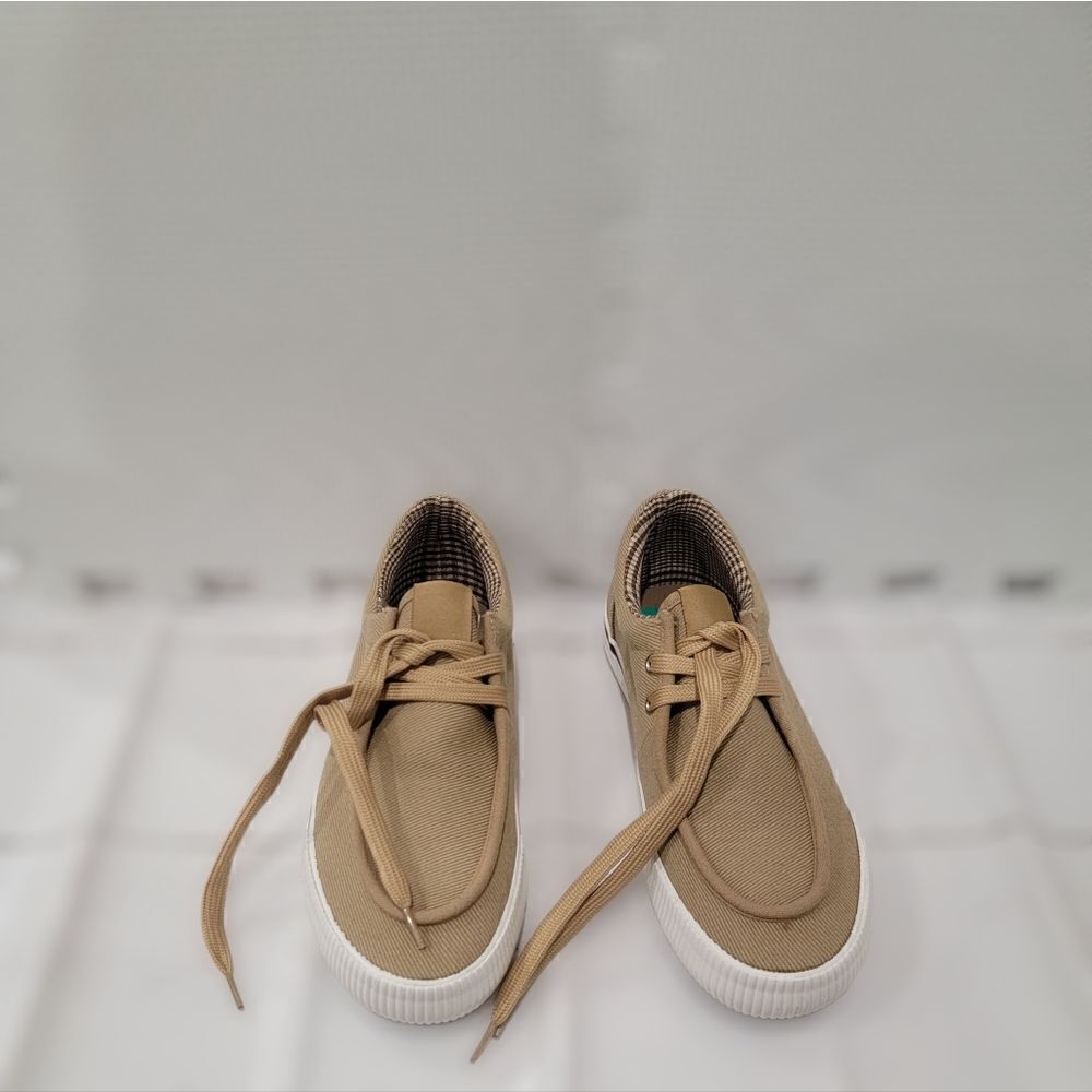 NIB Steve Madden Kids Bnow SZ 4 - Picture 3 of 5